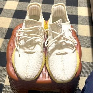 Adidas Yeezy 350 Cream